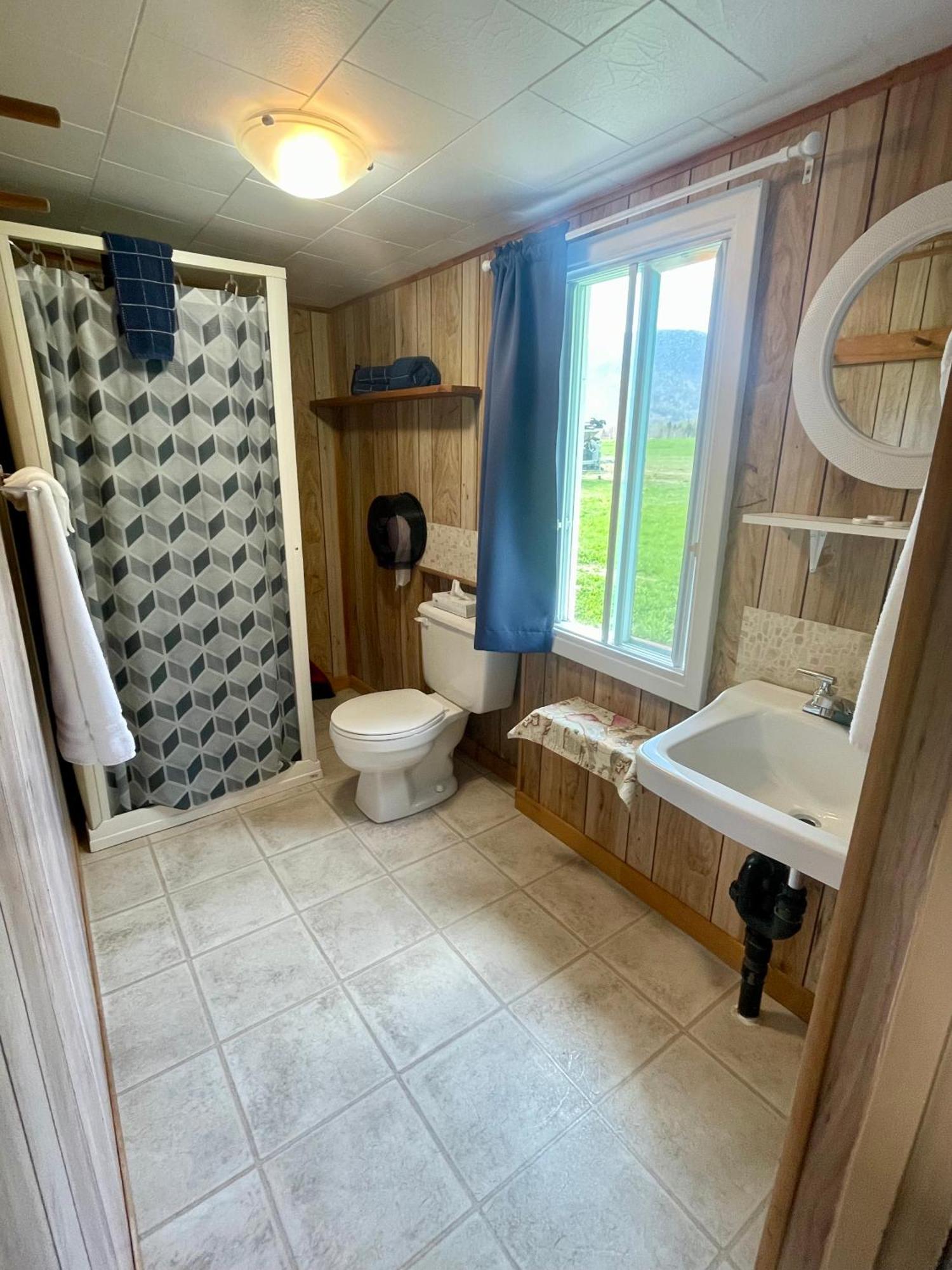 Chalets Bernatchez Mont-Saint-Pierre Esterno foto